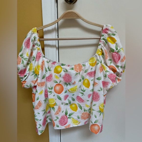 NWT Pink Desert XXXL Fun Fruit Cropped Top - Picture 2 of 11